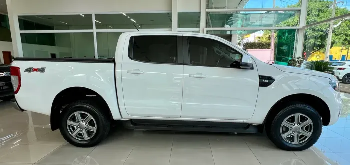 Ford Ranger XLS 2.2 4X4 CD Diesel Aut. 2021