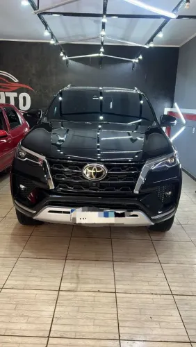 Toyota Hilux SW4 SRX 4X4 2.8 TDI 16V Dies. Aut. 2023