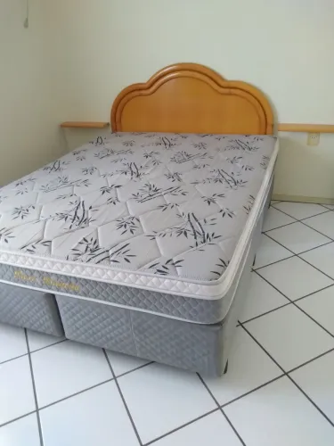 Cama casal queem