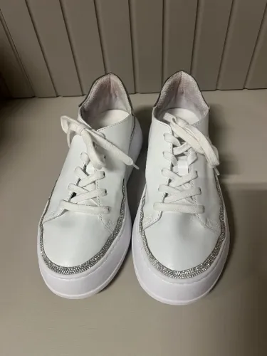 Tênis Schutz Branco com brilho tam 37