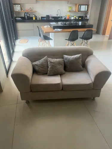Sofá 2 lugares
