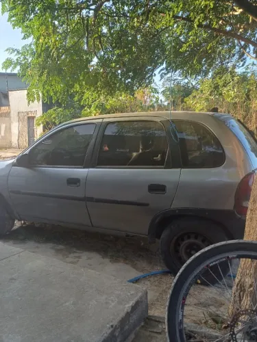 Chevrolet Corsa Super 1.0 MPFI / 2P E 4P 1997