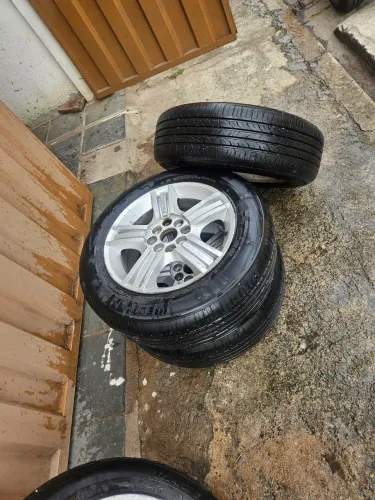 Rodas universal aro 15 furação 4x100 e 4x108