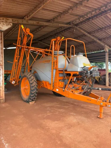 Pulverizador jacto 3000 l