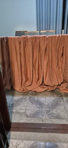 CORTINA TECIDO TERRACOTA MEDIDAS 1M 82 ALTURA POR 3M 48 CM R$40,00 REAIS