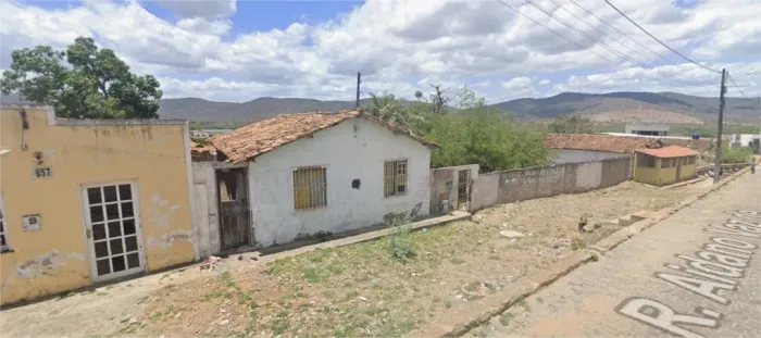 Terreno no centro de Itaberaba 