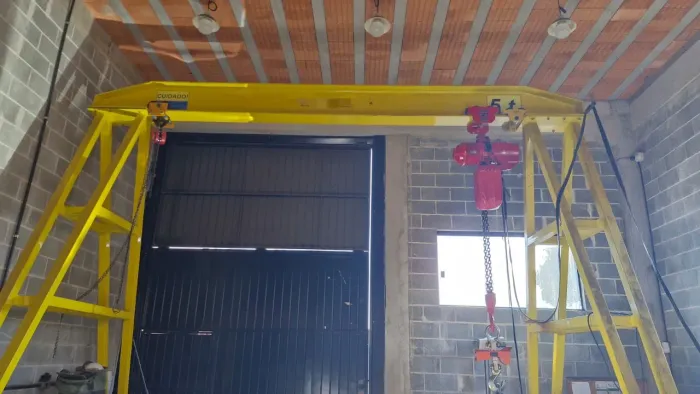 Portico manual 5ton com talha de corrente 3ton