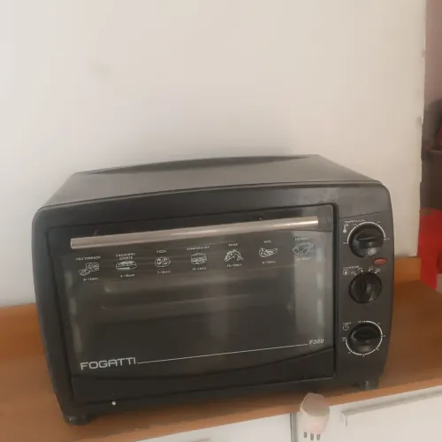 Forno Elétrico Fogatti F300 - Não Liga / Para Retirada De Peças*