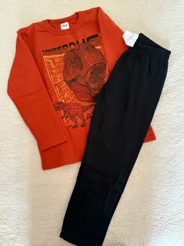 Conjunto moletom Elian