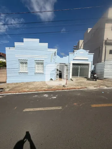 CASA 03 QUARTOS PARA LOCAÇÃO BAIRRO ROSARIO