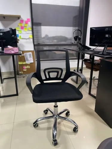 cadeira de escritório - 150 reais