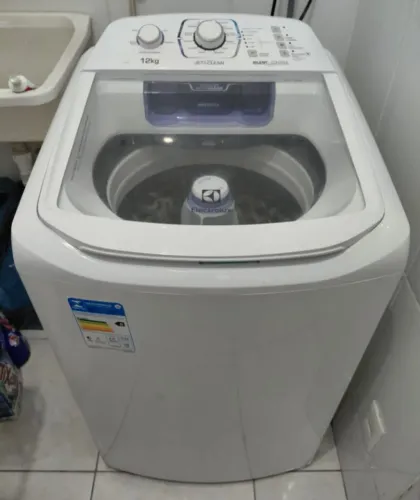 Máquina de Lavar Electrolux