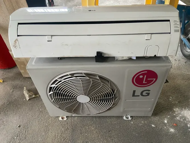 Vendo ar-condicionado LG com defeito
