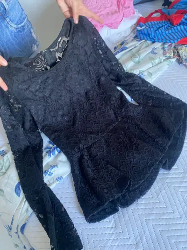 blusa manga longa de renda preto festa