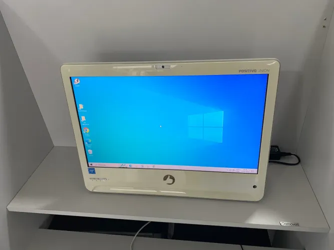 Computador Positivo All-in-one