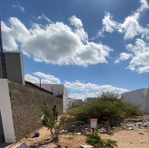 terrenos de 128m²