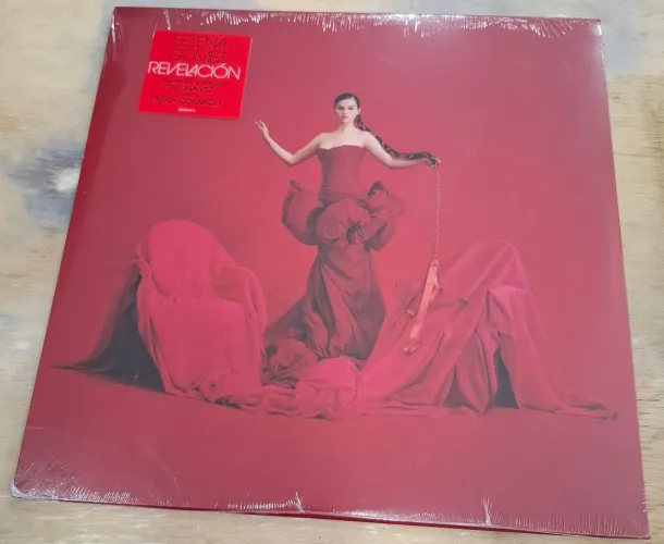 Selena Gomez- Revelácion Vinil Novo Lacrado