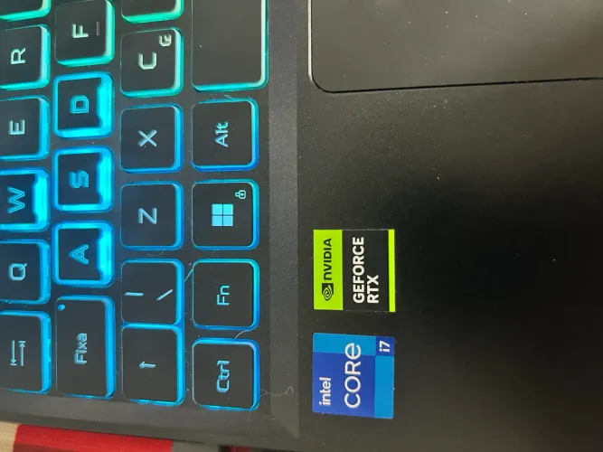 Notebook predator Helios Neo core i7 RTX 4060 Windows 11