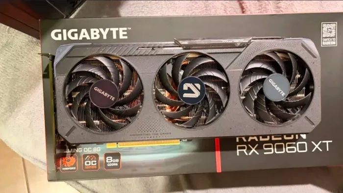 Placa de video 9060xt oc gigabyte