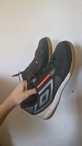 UMBRO PRO 5