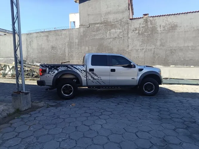 Ford F-150 F150 SVT Raptor 2011
