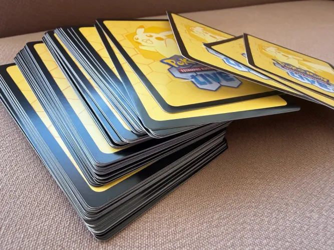 Lote 65 Cartas Código Pokémon TCG Live Originais - Envio Rápido