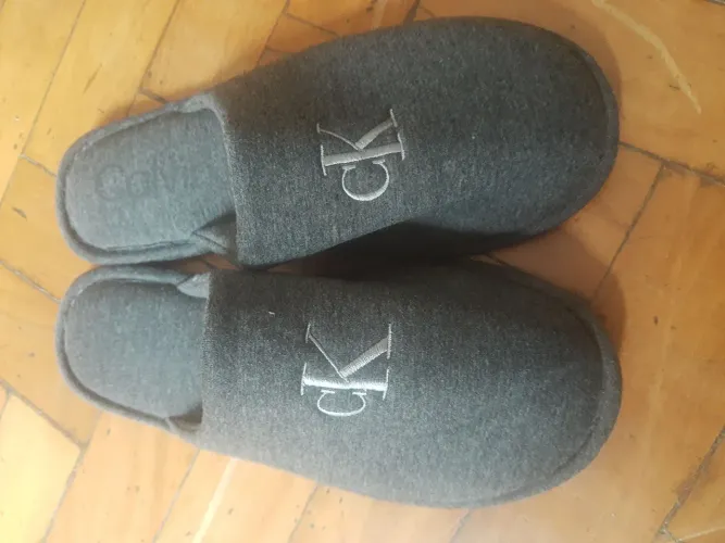 Pantufa Calvin Klein 