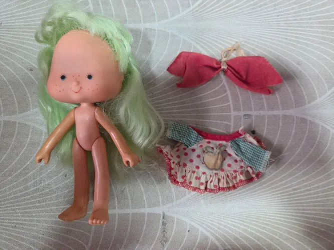Boneca Moranguinho anos 80 estrela original 