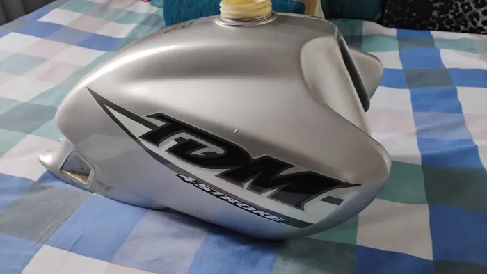 Tanque Yamaha TDM 225