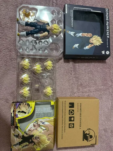 Action figure Majin vegeta Black hole + head tonsen
