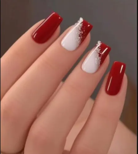 Contrata se manicure e pedicure 