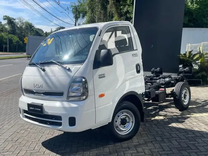 Kia Motors Bongo K-2500 2.5 4X4 TB Diesel 2024