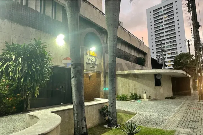 Flat, 1 quarto, 1 vaga de garagem, piscina, próximo ao shopping Recife.