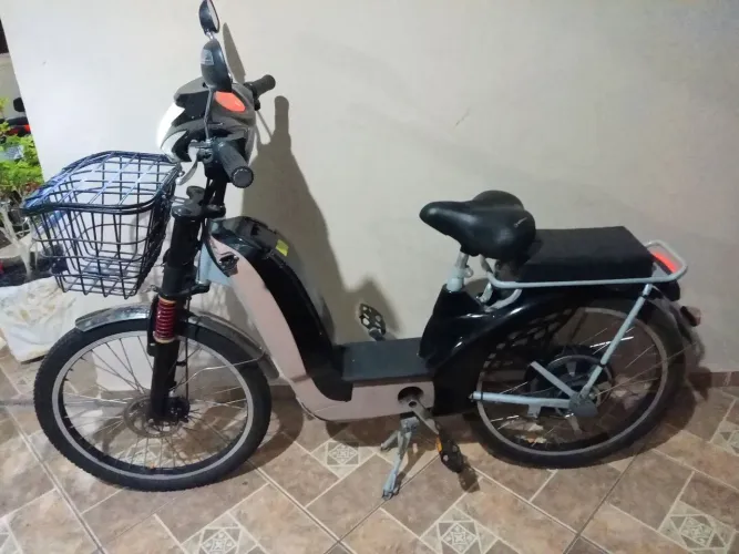 Bike Elétrica Sousa! 350wConservada ! Parcelo no cartão!