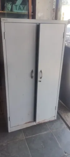 Armário de aço duas portas