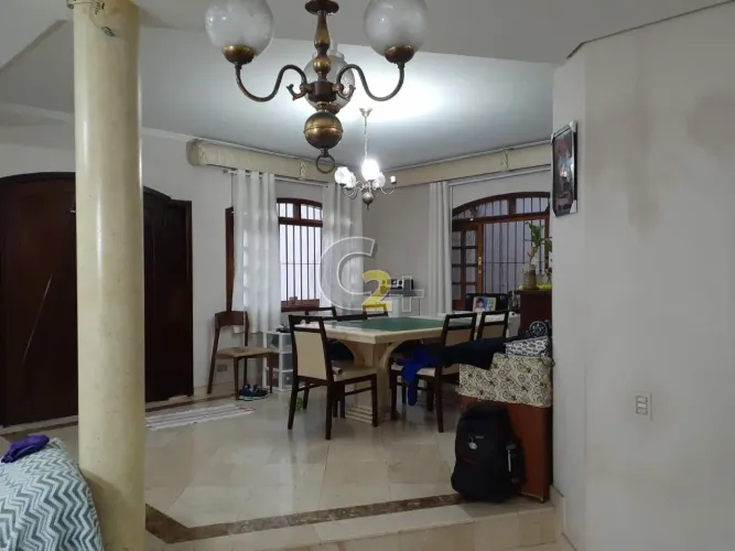 Casa de vila para venda nas Perdizes com 4 quartos