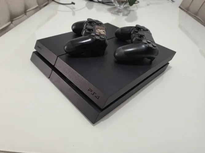 V/T Playstation 4