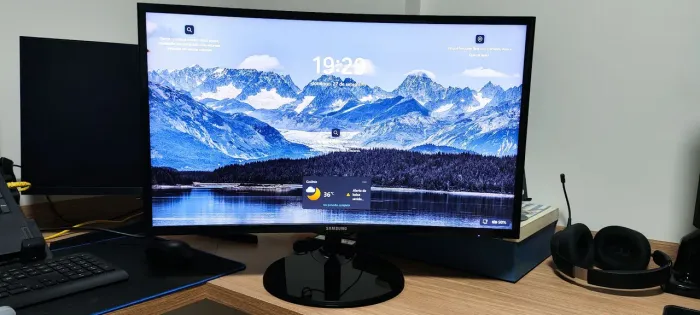 Monitor Curvo 27" Samsung C27F390FHL - Excelente