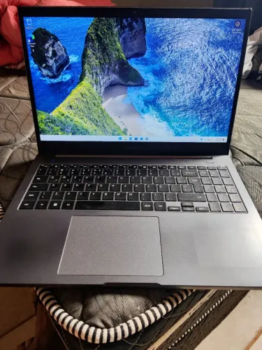 Samsung Book