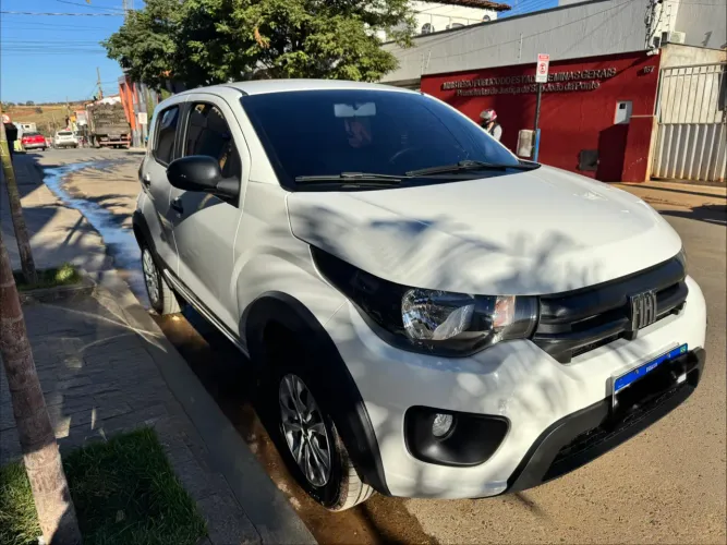 Fiat Mobi Like 1.0 Fire Flex 5P. 2025