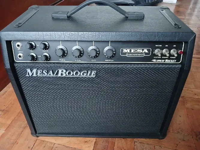 AMPLIFICADOR MESA BOOGIE SUBWAY ROCKET +GUITARRA CHARVEL DS2 ST+ CRYBABY USA