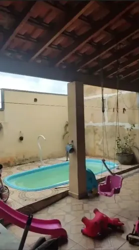 Sobrado com 4 dormitórios à venda, 210 m² por R$ 380.000 - Jardim Sonia Maria - Taubaté/SP