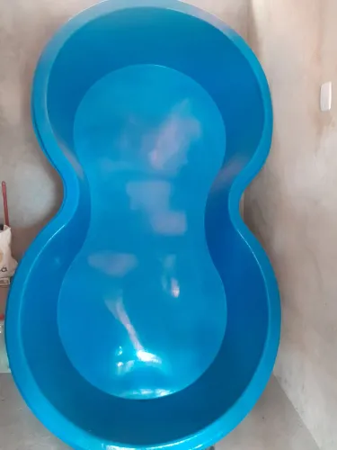 Piscina feijão de fibra 1000 litros me chama no zap *33