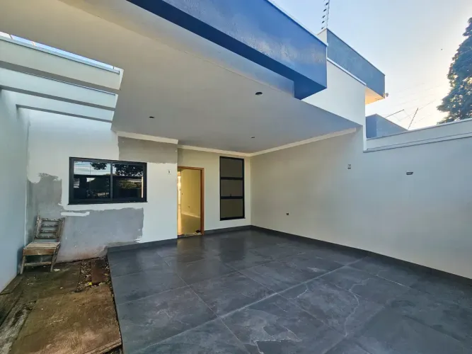 Casa a venda, 3 quartos (1 suíte c/closet), Cj. Paulino em Maringá