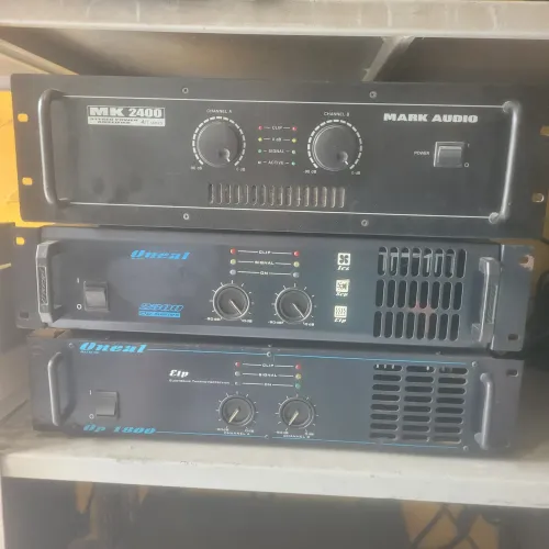 Amplificador MK 2400 seminovo