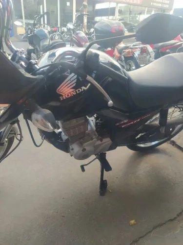 Vendo fan 125 modelo 2014