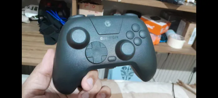 Gamesir T4 nova lite transparente.