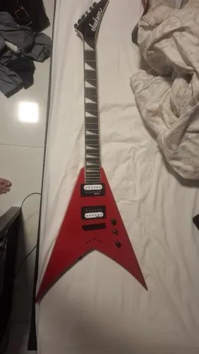 Flying V Jackson nova