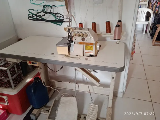 Venda máquina de costura industrial, reta e interlock