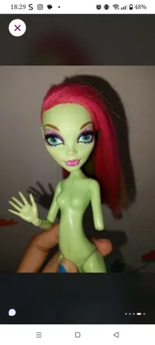 Boneca vênus (avariada)